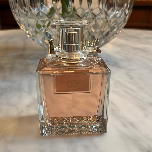 Miss Dior Eau de Toilette - Picture 3 of 4